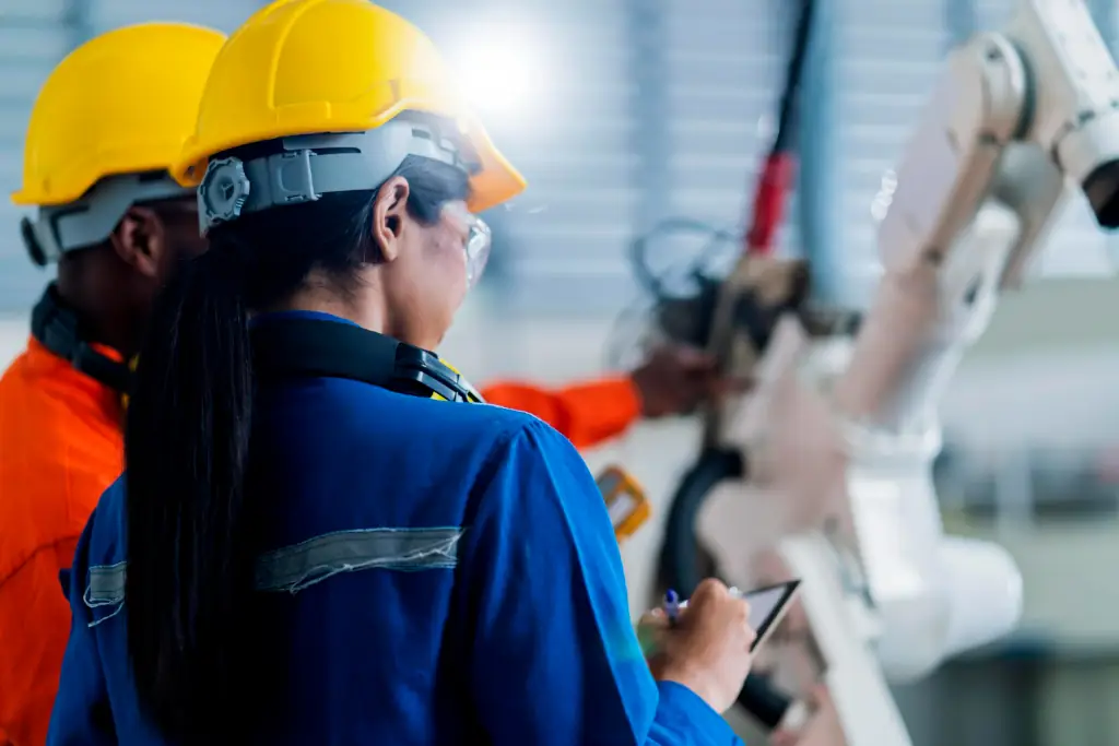 Penggunaan Robotika dalam Manufaktur Indonesia yang Perlu Kamu Pelajari Penggunaan Robotika dalam Manufaktur