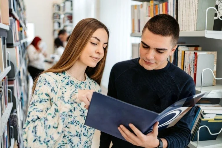 Cara Memilih Jurusan yang Cocok untuk Kuliah Sambil Kerja Memilih Jurusan