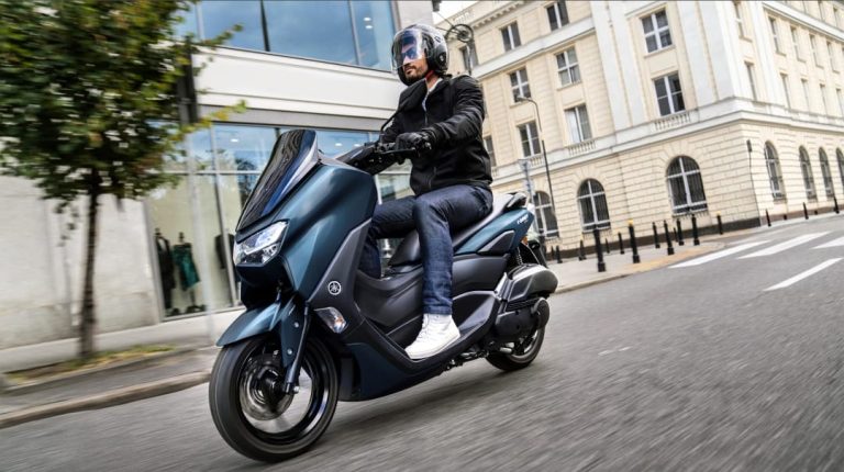 Harga dan Spesifikasi Yamaha Nmax: Apa yang Membuatnya Jadi Skutik Favorit?