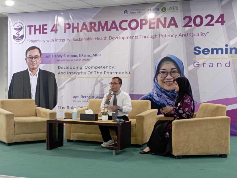 Mahasiswa Farmasi Mempunyai Tugas Menyehatkan Masyarakat
