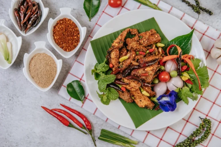 Tips Memasak Ayam Penyet dengan Sambal Terasi Khas Jawa