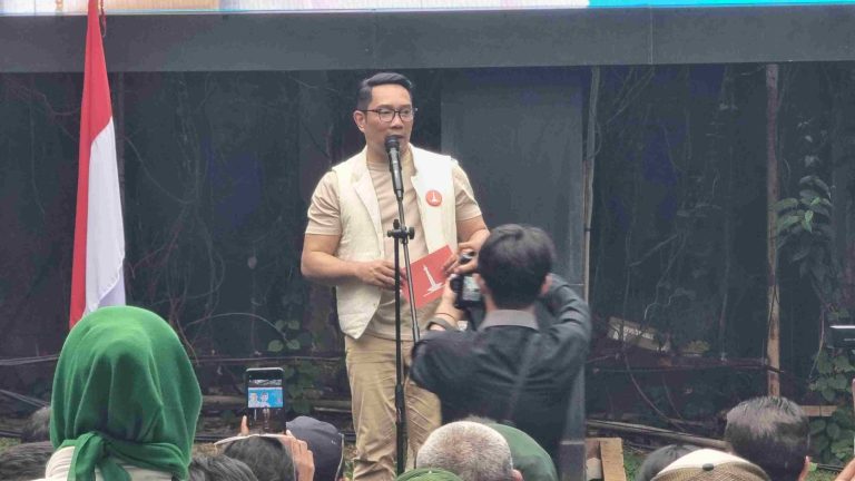 Tanggapi Keluhan RK, Tim Pemenangan Ancam Pidanakan Perusak APK RIDO
