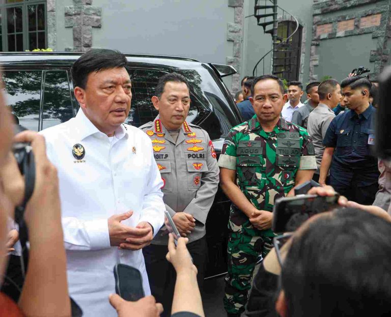 Pilkada Serentak 2024 Berjalan Lancar Meski Ada Tantangan Bencana Alam