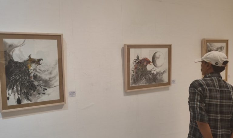 Burung Jadi Obyek Visual Pameran Drawing Virgo Reza Pameran drawing "Virgoreza Virgorezaart" di Bentara Budaya Yogyakarta (foto: Deny Hermawan)