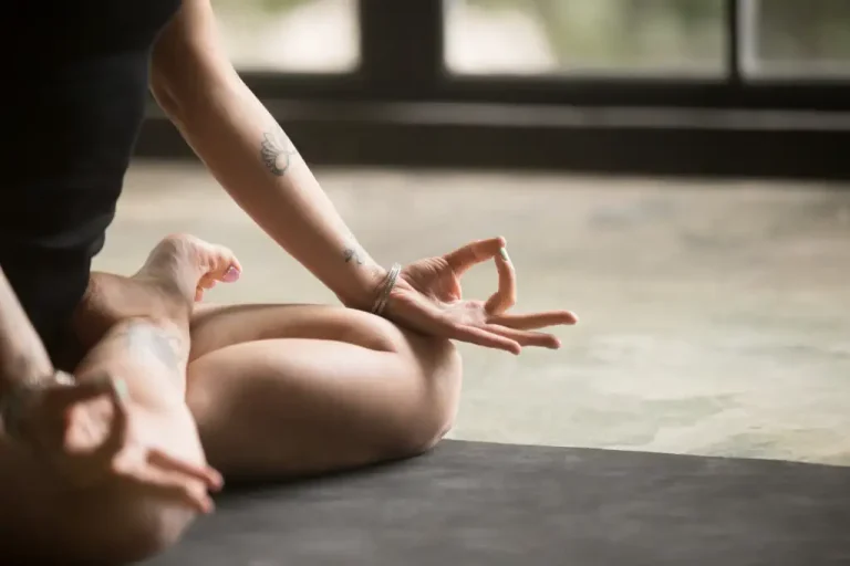 Yoga untuk Kesehatan Mental