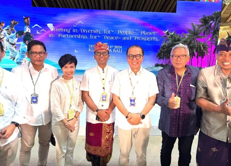 Philosophy Bali “TRI HITA KARANA” Dalam THK Universal Reflection Journey Philosophy Bali