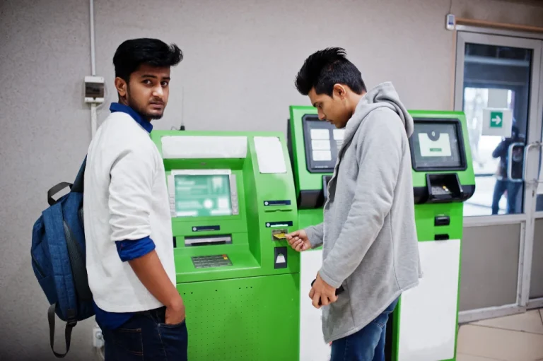 Cara Tarik Uang dari Dana di Indomaret, Alfamart, dan ATM Cara Tarik Uang dari Dana