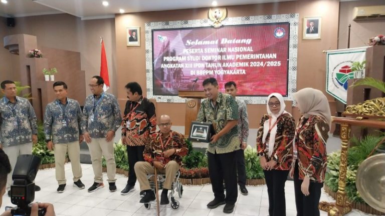 Seminar Nasional IPDN Tekankan Kearifan Lokal dan Pembangunan Desa Mandiri Berkelanjutan