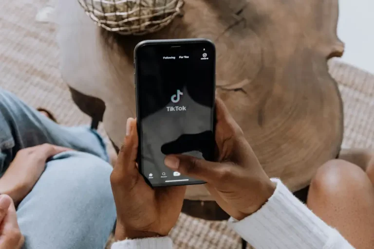 Cara Live Streaming di TikTok