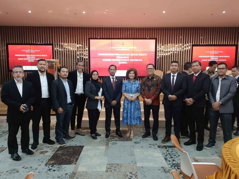 Cooky T. Adhikara Dilantik sebagai Kepala Badan Vokasi dan Pelatihan KEIND Pusat