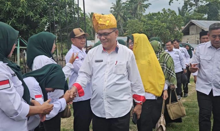 KETUA DPW PEKNAS SULTENG, ISRAM SAID LOLO. (FOTO : ISTIMEWA)