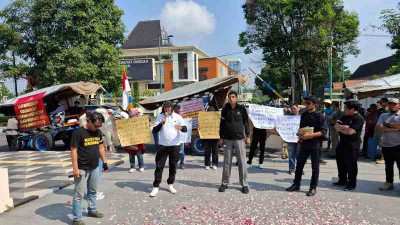 Korban Malioboro City Akan Unjukrasa Bawa Babi dan Gerobak Sapi Ke Pemkab Sleman