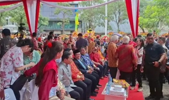 Sejumlah Tokoh Hadiri Perayaan Cap Go Meh di Pancoran China Town