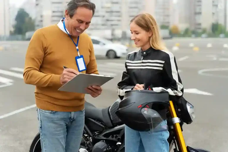 Melihat Pajak Motor di STNK