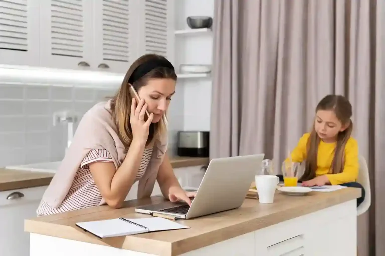 Rekomendasi Pekerjaan Online yang Cocok untuk Ibu Rumah Tangga Pekerjaan Online Ibu Rumah Tangga