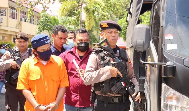 Kurir sabu 1 kg diamankan pihak Satresnarkoba Polresta Palu. (FOTO : ISTIMEWA)