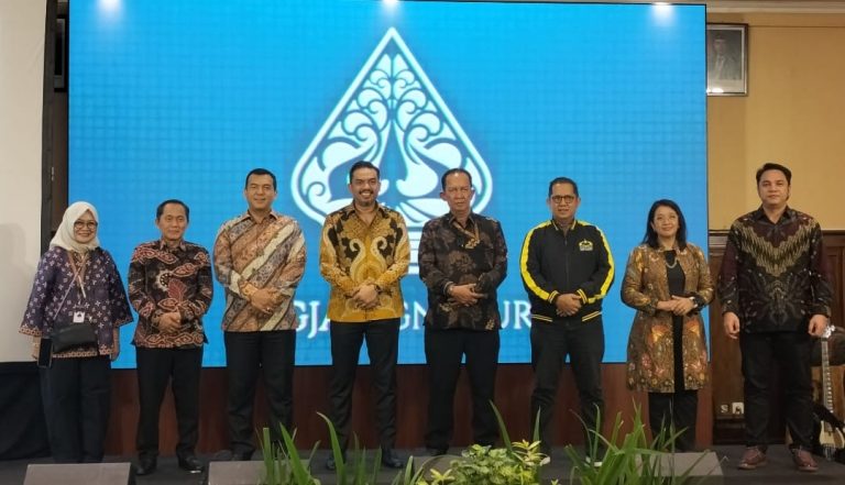 Menteri UMKM Apresiasi Jogja Signature yang Diinisiasi IKA Trisakti