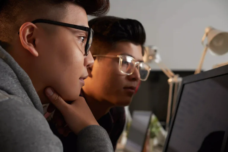 Rekomendasi Laptop untuk Programmer yang Tepat untuk Produktivitas Kerja Laptop untuk Programmer