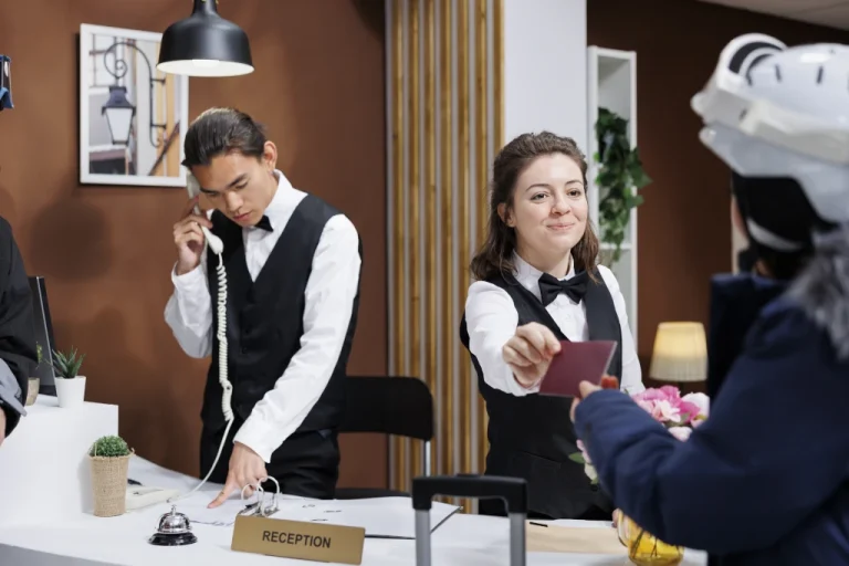 Peran General Manager dalam Mengelola Operasional Hotel Harian General Manager