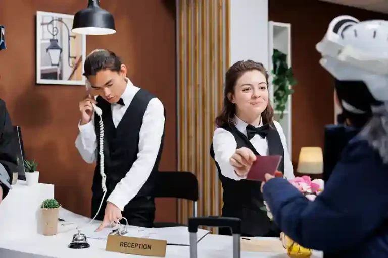 pekerjaan departemen hotel