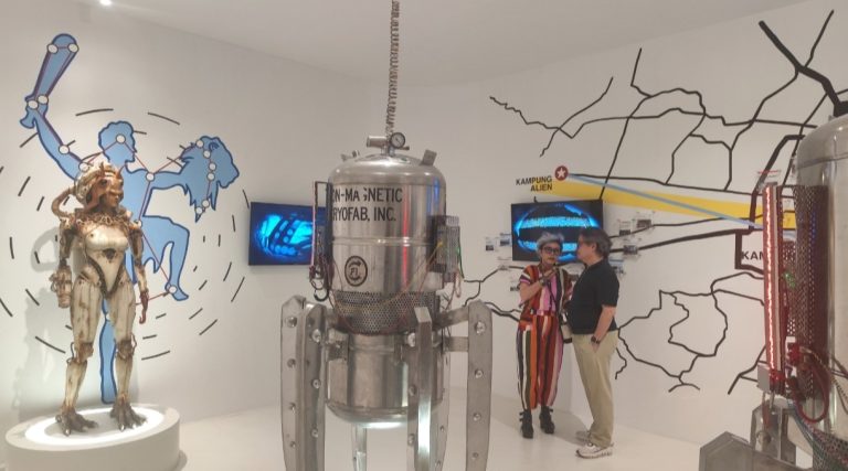 Begini Keseruan ARTJOG 2025, Motif: Amalan 'Vortex Line' karya Venza Christ di ARTJOG 2025 (foto: Deny Hermawan)