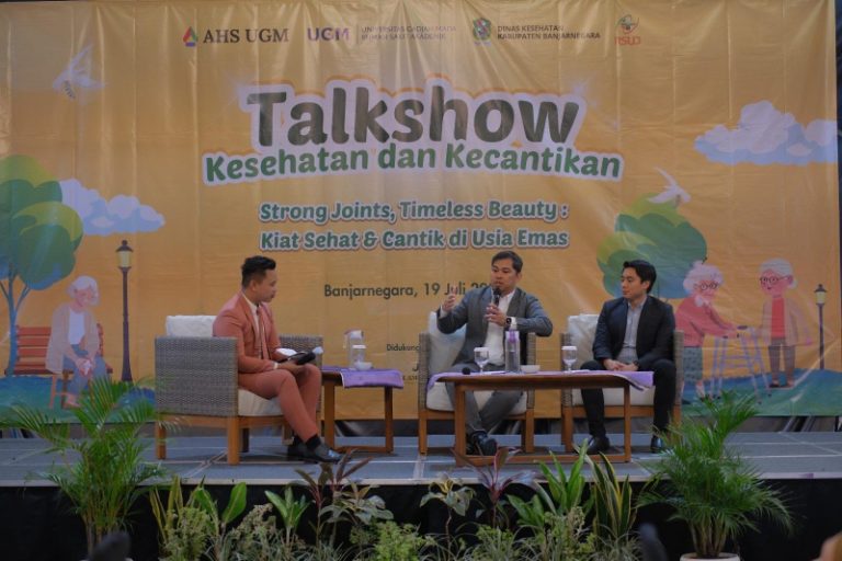 Kiat Sehat dan Cantik di Usia Emas