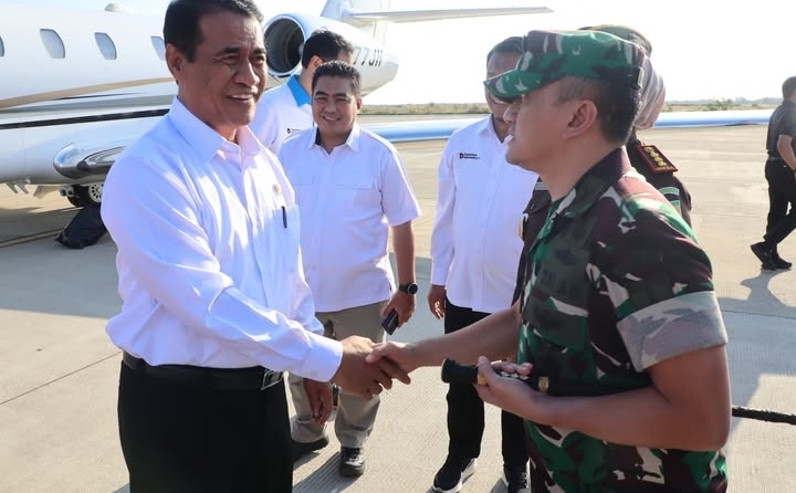 Mentan Tinjau Pabrik Gula di Kediri, Dorong Swasembada Gula Nasional