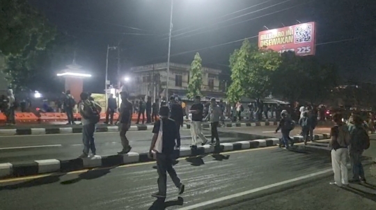 Ricuh Aksi di Polda DIY, 3 Mahasiswa yang Diamankan Diserahkan ke Rektorat