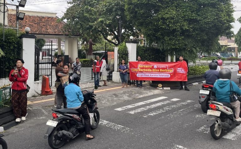 Di Tengah Isu Intoleransi, JogjaKita Ajak Jemaat Gereja Bagi Takjil Ramadan