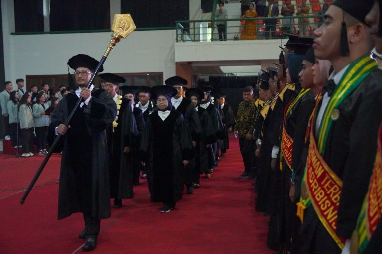 Wisuda INSTIPER ke-86, 50 Penerima Beasiswa SDM PKS Berhasil Lulus
