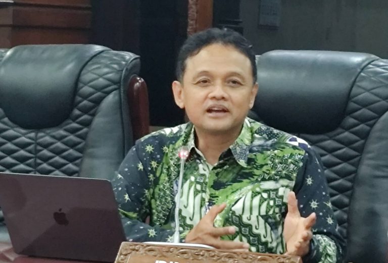 Pakar ekonomi UGM Rimawan Pradiptyo - (foto: Deny Hermawan)