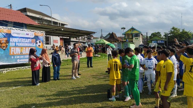 Wakil Bupati Bantul Buka Fun Game Anniversary #2 SSB Panggungharjo